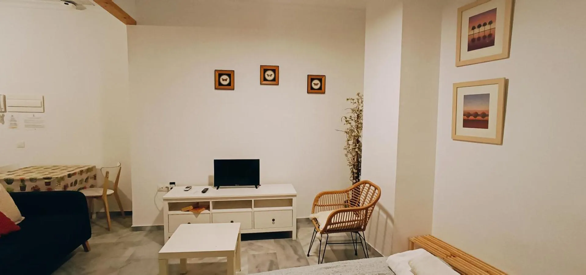 Apartment Estudios Santos Málaga